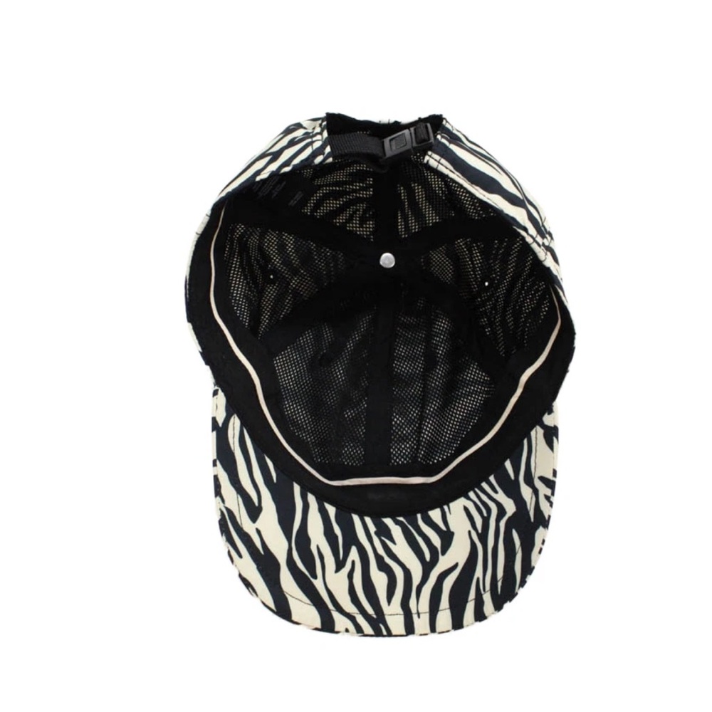 Rag & Bone Womens Textured Lined Zebra Printed Hat White OS LIKE NEW - Picture 6 of 9